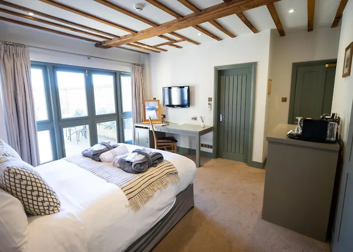 Tewin Bury Farm Hotel