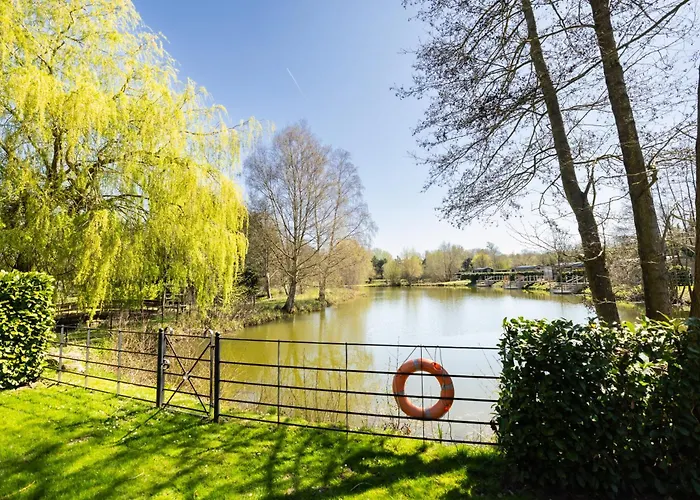 Tewin Bury Farm Hotel