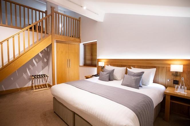 Hotel Tewinbury Farm 4*